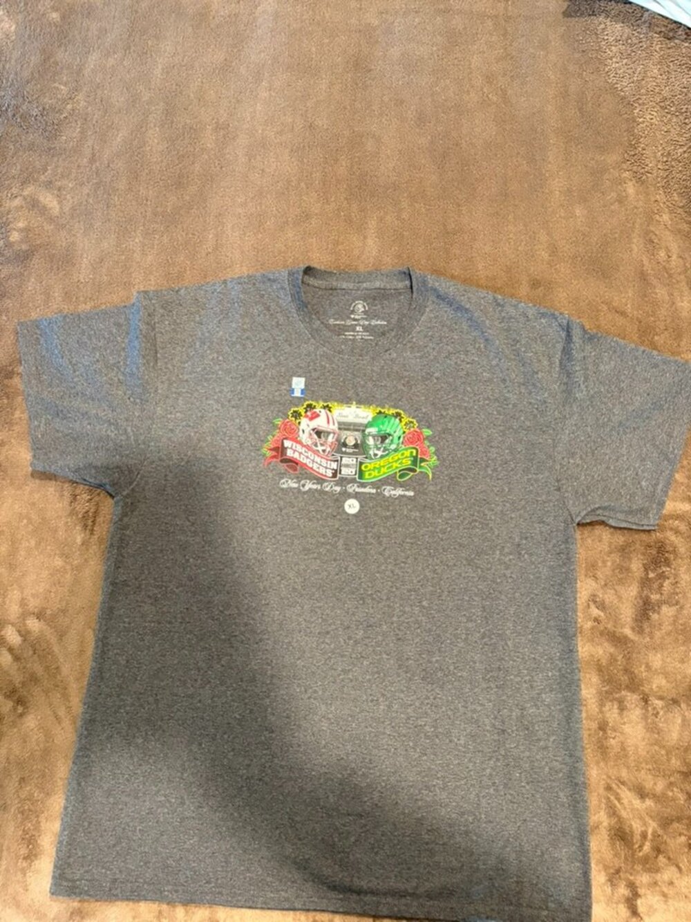 2020 Rose Bowl Shirt XL Oregon Ducks vs Wisconsin Badgers Exclusive Game Day Tee